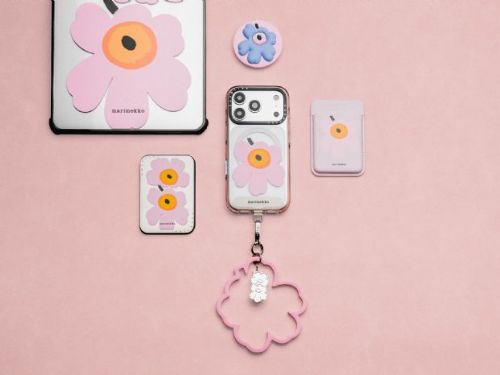 CASETiFY 全新 Marimekko x CASETiFY 聯名系列繽紛登場，揉合粉紅、天空藍等三款獨家配色，將北歐極簡美學隨身帶著走